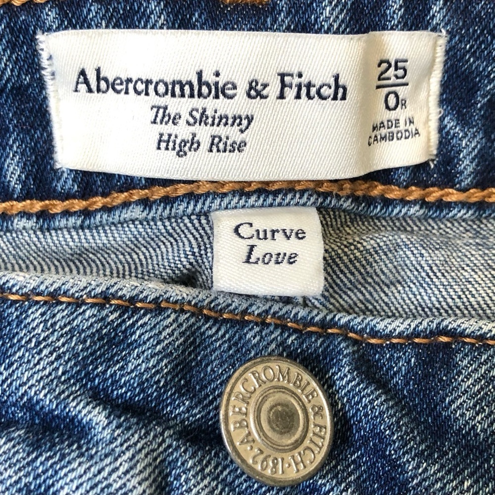 Abercrombie & Fitch High Rise Jeans - Picture 8 of 9